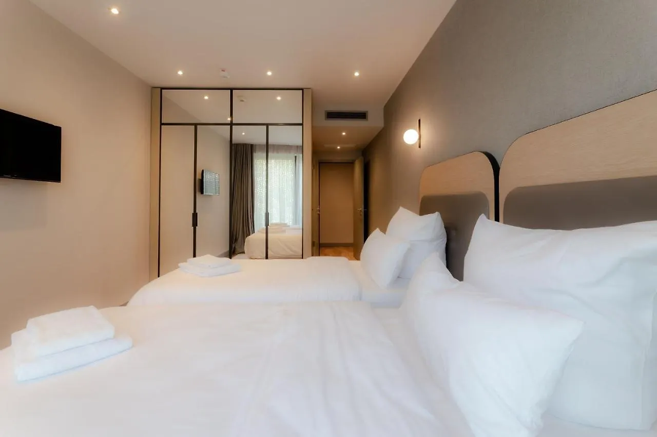 Fourty Three Luxury Serviced Apartments Düsseldorf Apartmanhotel