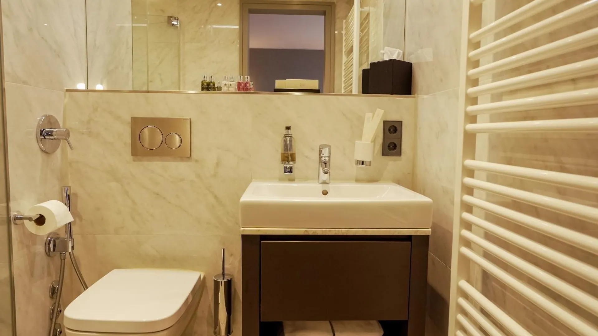 Fourty Three Luxury Serviced Apartments Dusseldorf