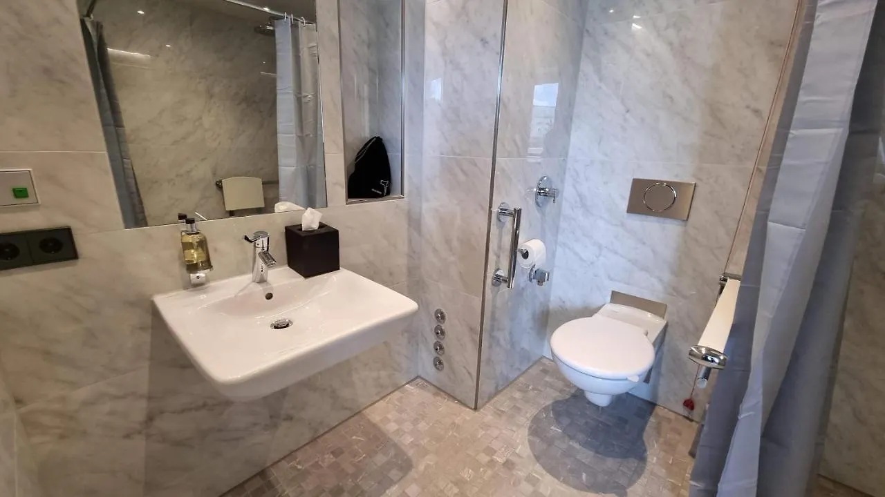 Fourty Three Luxury Serviced Apartments Дюссельдорф