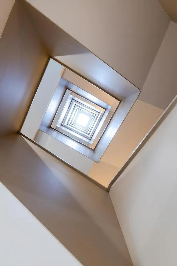 Fourty Three Luxury Serviced Apartments Дюссельдорф Апарт-отель